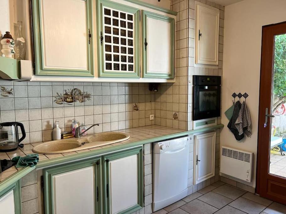 Le Clos Roby Maison Avec Piscine Proche Du Centre Historique Pézenas Eksteriør billede